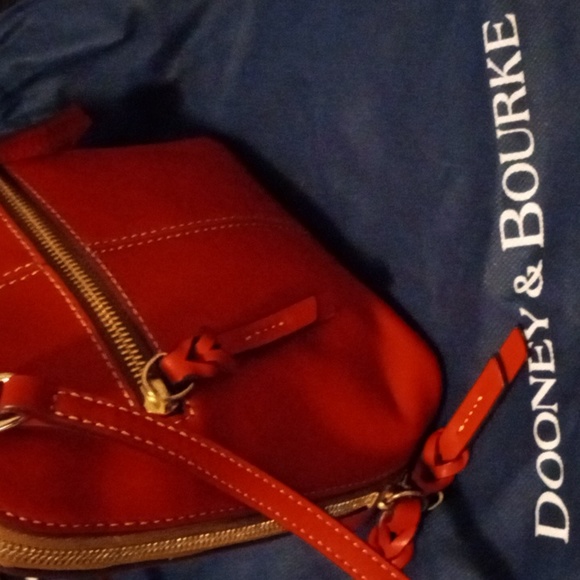 Purse - Picture 2 of 3